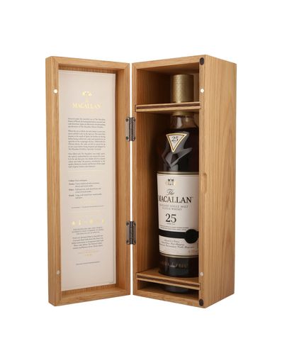 Whisky-The-Macallan-25-Years-700ml-C-Estuche-Madera-Bodegas-Alianza